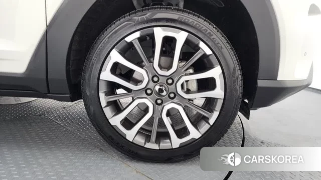 Ssangyong The New Torres id 3560190 из Кореи 15