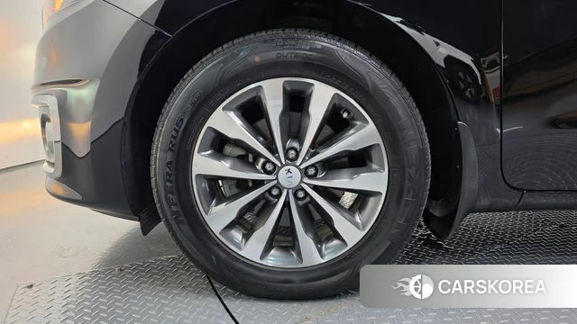 Kia All New Carnival id 4521048 из Кореи 26