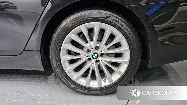 BMW 5 Series (G30) id 3873423 из Кореи 15