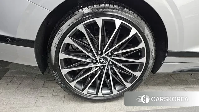 Hyundai Grandeur Hybrid (GN7) id 3467391 из Кореи 15