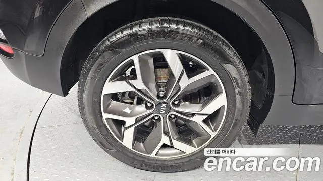 Kia Sportage The Bold id 2425571 из Кореи 15