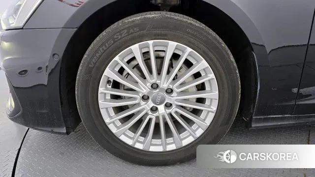 Audi A6 (C8) id 3519732 из Кореи 15