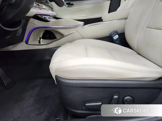 Hyundai The New Grandeur IG Hybrid id 3340338 из Кореи 15