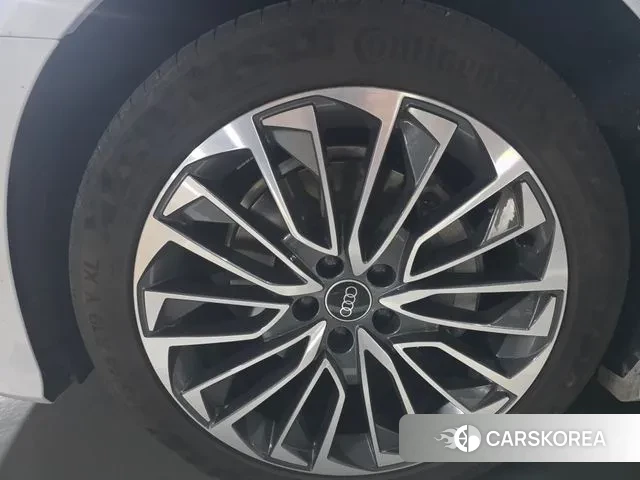 Audi A6 (C8) id 3745255 из Кореи 12