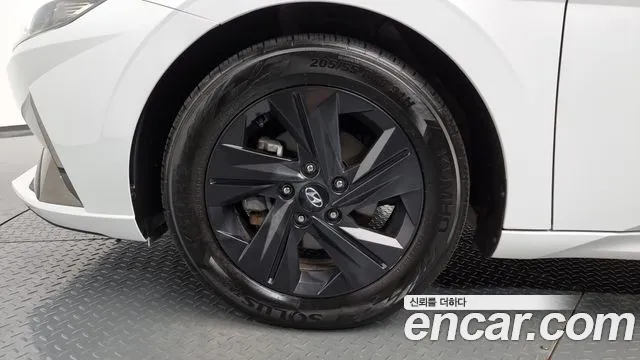 Hyundai Avante Hybrid (CN7) id 2694618 из Кореи 15