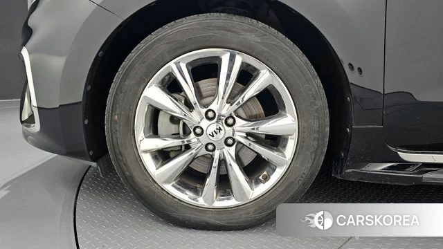 Kia The New Carnival id 4356789 из Кореи 25