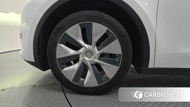 Tesla Model Y id 4847715 из Кореи 15