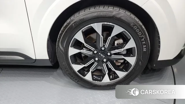 Kia Carnival 4th generation id 3342076 из Кореи 15