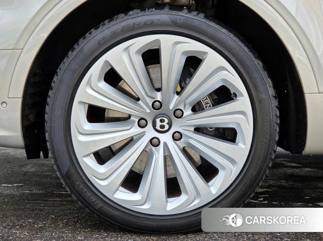 Bentley Bentayga id 4870980 из Кореи 15