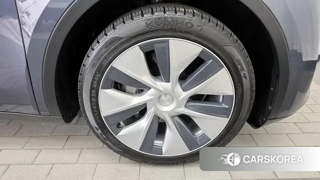 Tesla Model Y id 3411814 из Кореи 15