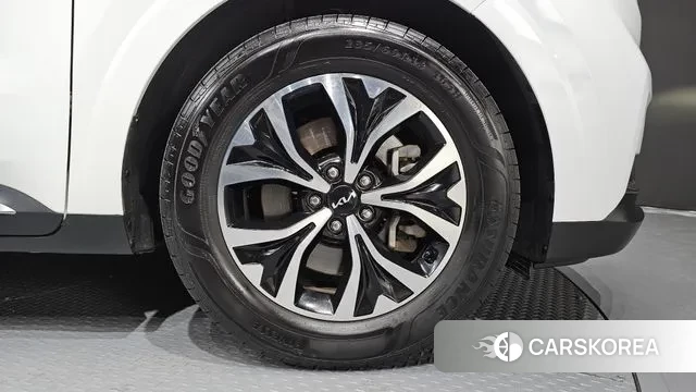 Kia Carnival 4th generation id 3680120 из Кореи 15