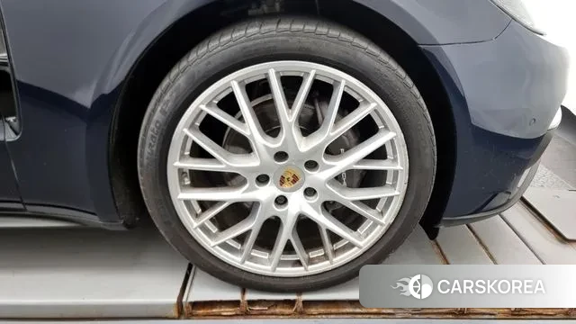 Porsche Panamera (971) id 3024827 из Кореи 15