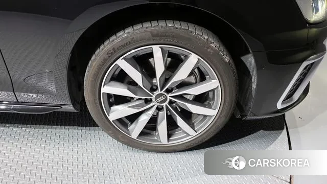 Audi A4 (B9) id 3426954 из Кореи 15