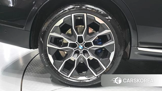 BMW X7 (G07) id 4527477 из Кореи 31