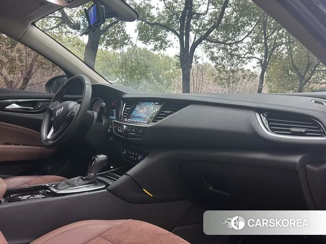 Buick Regal id 4209847 из Китая 24