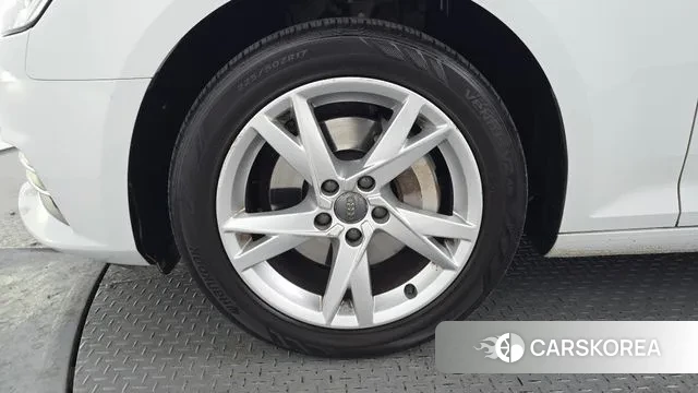 Audi A4 (B9) id 3636604 из Кореи 15