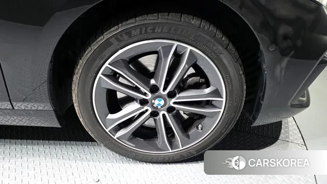 BMW 1 Series (F40) id 3342797 из Кореи 15