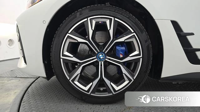 BMW i4 id 4336745 из Кореи 26