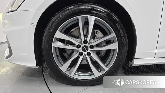 Audi A6 (C8) id 3546058 из Кореи 15