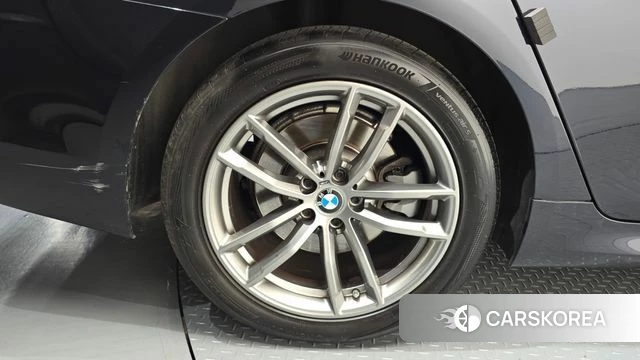 BMW 5 Series (G30) id 4397835 из Кореи 27