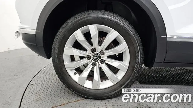 Volkswagen T-Roc id 2869030 из Кореи 15