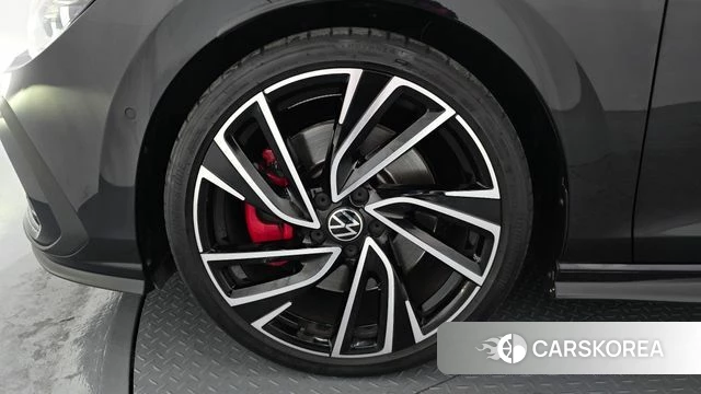 Volkswagen Golf 8th Generation id 3934197 из Кореи 15