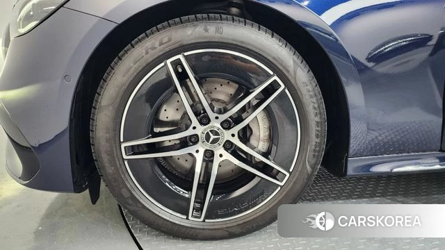 Mercedes-Benz E-Class W214 id 4584116 из Кореи 33