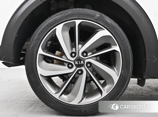 Kia Niro id 3515412 из Кореи 15