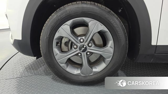Kia Seltos id 4281960 из Кореи 25