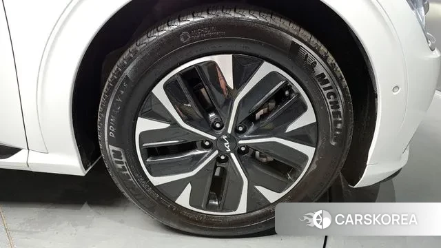 Kia EV6 id 3027112 из Кореи 15