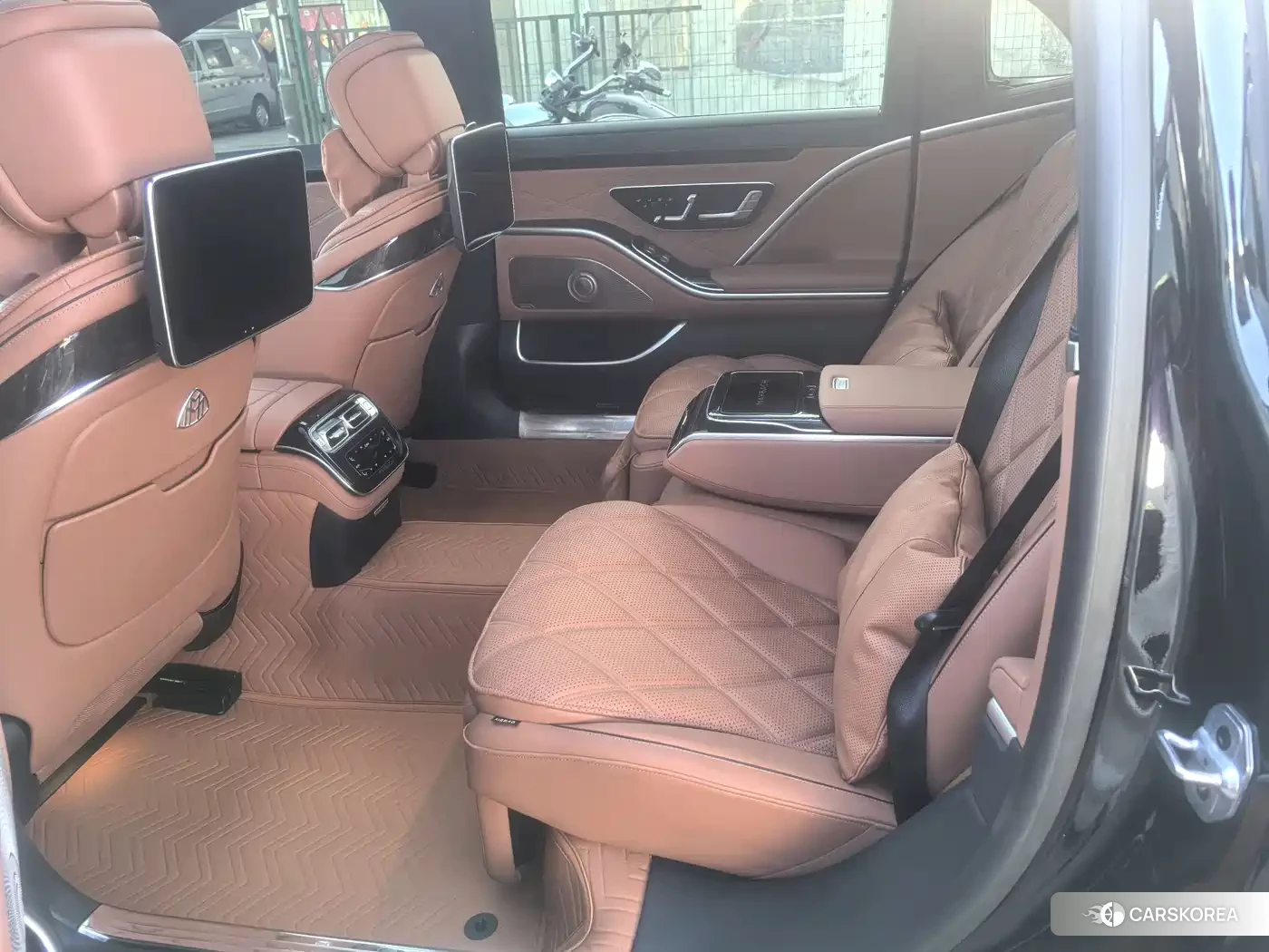 Mercedes-Benz Maybach S-Class 2023 Черный из Китая, фото 5