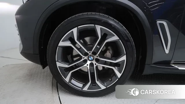 BMW X5 (G05) id 3621215 из Кореи 15