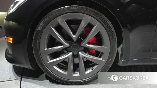 Tesla Model S id 4381833 из Кореи 15