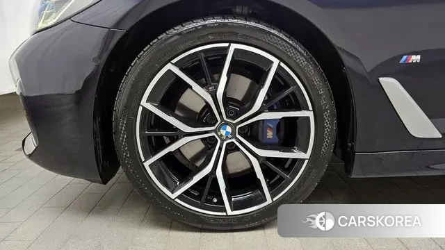 BMW 5 Series (G30) id 3002590 из Кореи 15