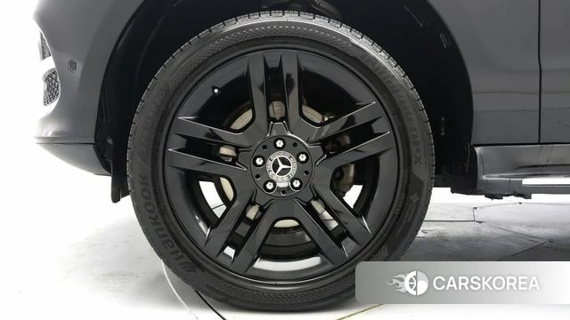 Mercedes-Benz GLE - Class W166 id 4318268 из Кореи 15