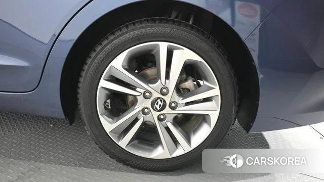 Hyundai Avante AD id 4568706 из Кореи 26
