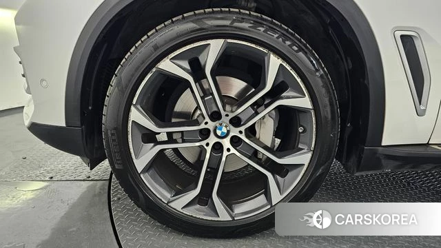 BMW X5 (G05) id 4556471 из Кореи 34