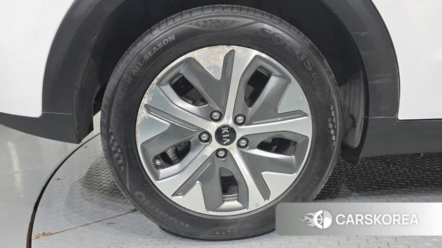Kia Niro EV id 4856353 из Кореи 26