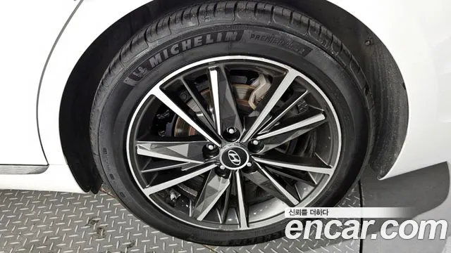 Hyundai The New Grandeur IG id 2849781 из Кореи 15