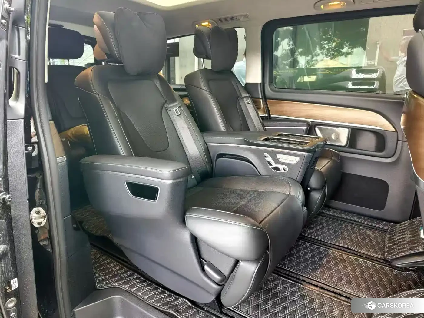 Mercedes-Benz V-Class 2023 Черный из Китая, фото 5