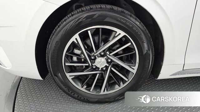 Hyundai The New Grandeur IG id 4894903 из Кореи 26