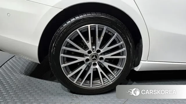 Mercedes-Benz A-Class W177 id 3582474 из Кореи 15