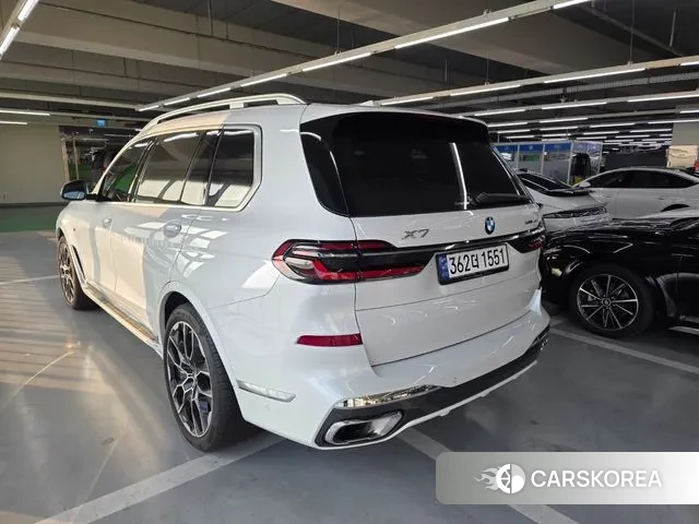 BMW X7 (G07) 2025 Белый из Кореи, фото 5