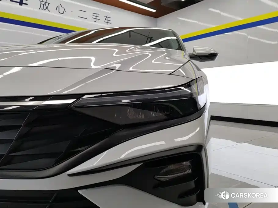Hyundai Elantra id 4576406 из Китая 11