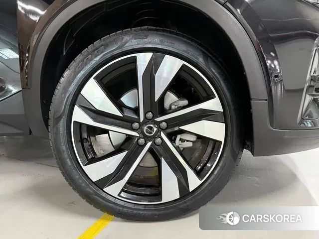 Volvo XC40 id 3415499 из Кореи 15