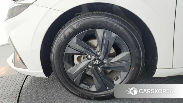 Hyundai Avante (CN7) id 3910416 из Кореи 15