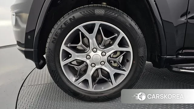 Jeep Grand Cherokee id 3384854 из Кореи 15