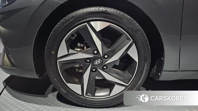 Hyundai Avante (CN7) id 3373570 из Кореи 15