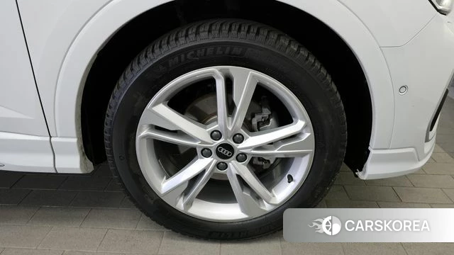 Audi Q3 (F3) id 3877496 из Кореи 15