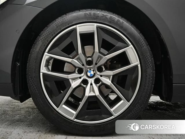 BMW 5 Series (G60) id 4607985 из Кореи 15